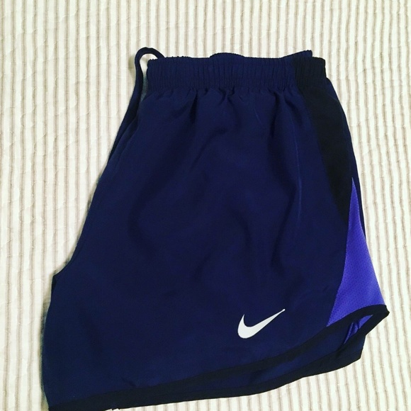 Nike Athletic Shorts - Picture 4 of 4